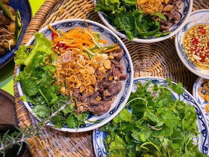 Explore delicious dishes in Ho Chi Minh City Explore delicious dishes in Ho Chi Minh City