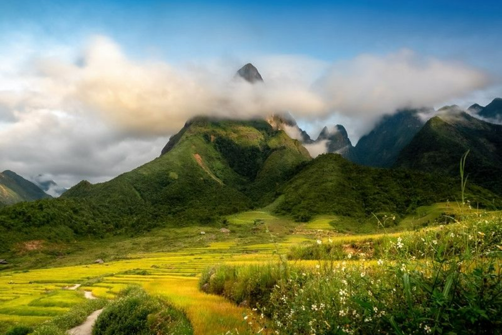 Top 10 Famous Mountains In Vietnam Top 10 Famous Mountains In Vietnam