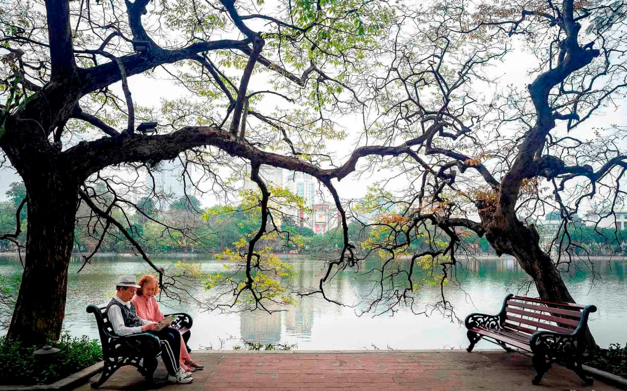 Hoan Kiem Lake Hanoi – What to Do & See Hoan Kiem Lake Hanoi – What to Do & See