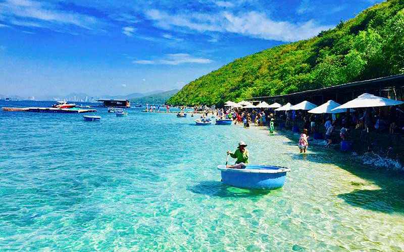 Travel Guide to Hon Tre Island, Nha Trang