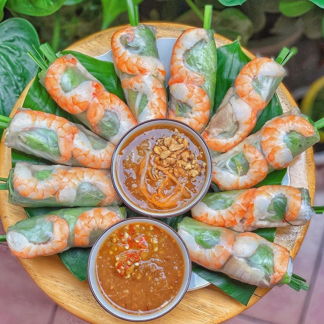 Ho Chi Minh City Street Food Guide 2026: 20 Must-Try Local Dishes
