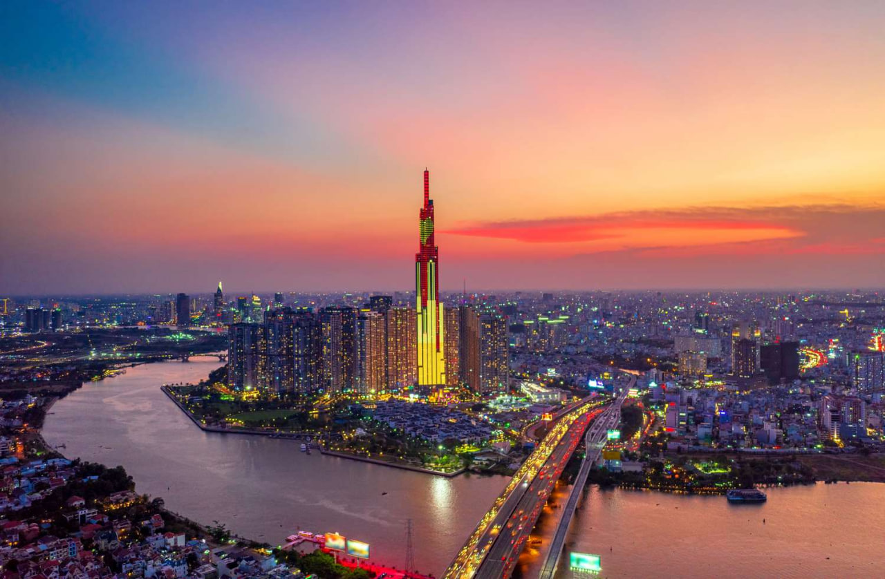 Ho Chi Minh City Travel Guide 2026: A Complete 5-Day Itinerary, Transportation Tips & Best Day Trips